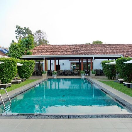 Swanee Grand Otel Negombo Dış mekan fotoğraf