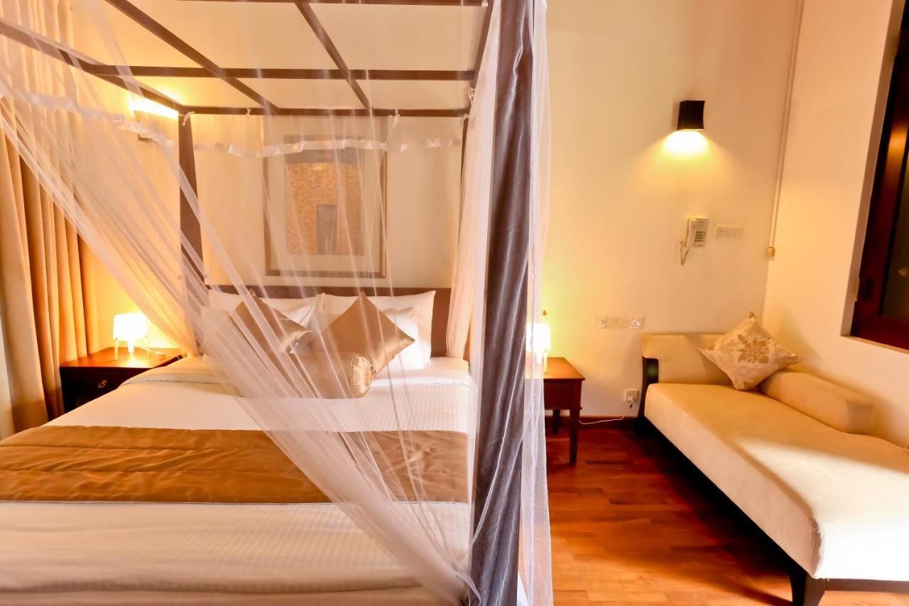 Swanee Grand Otel Negombo Dış mekan fotoğraf