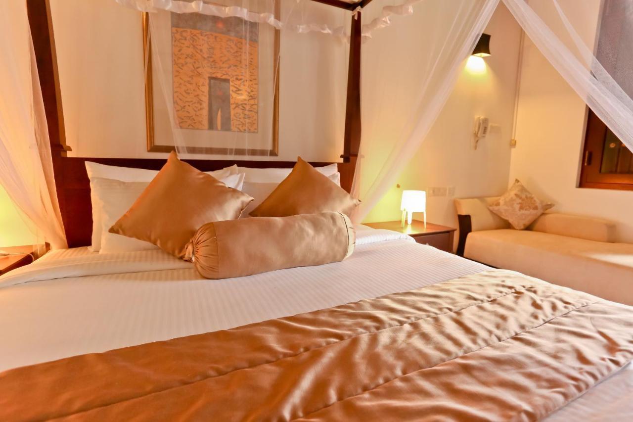 Swanee Grand Otel Negombo Dış mekan fotoğraf