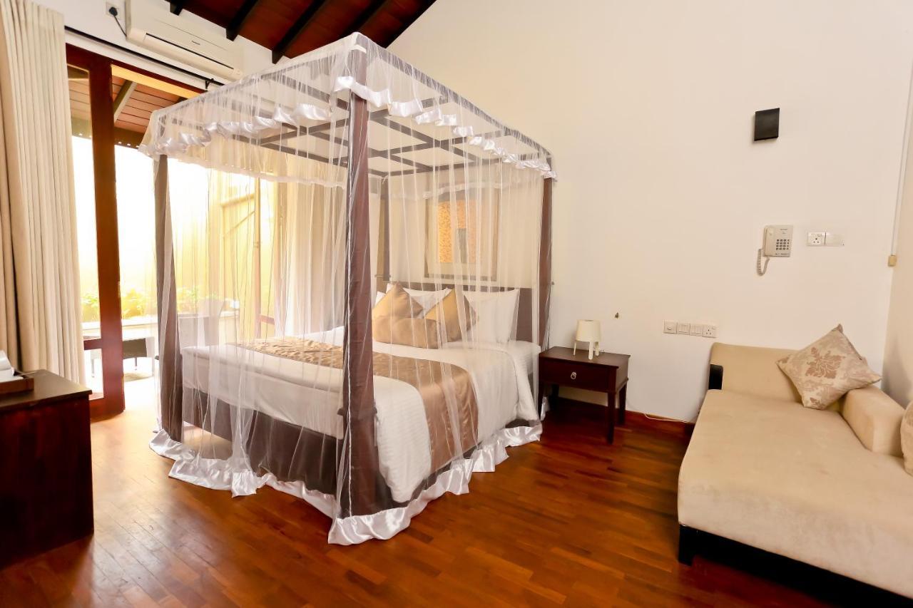 Swanee Grand Otel Negombo Dış mekan fotoğraf
