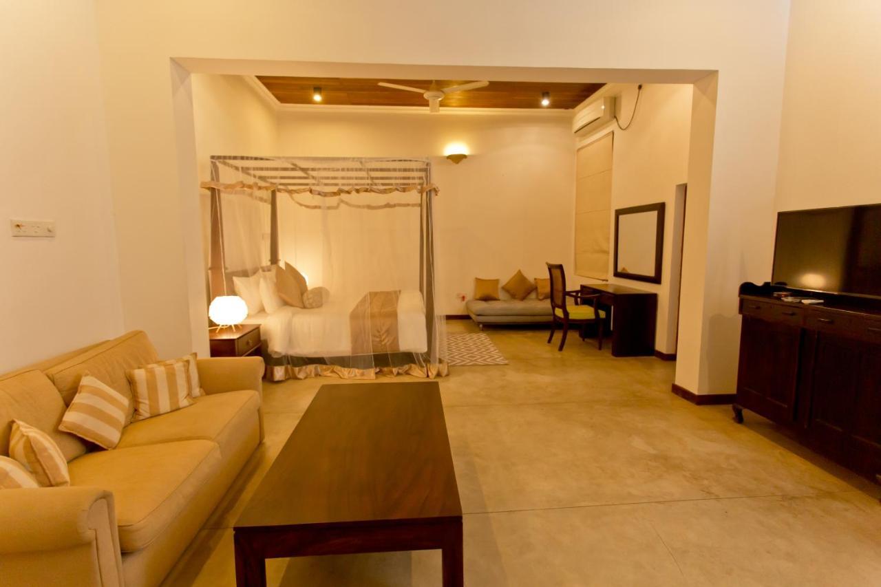 Swanee Grand Otel Negombo Dış mekan fotoğraf