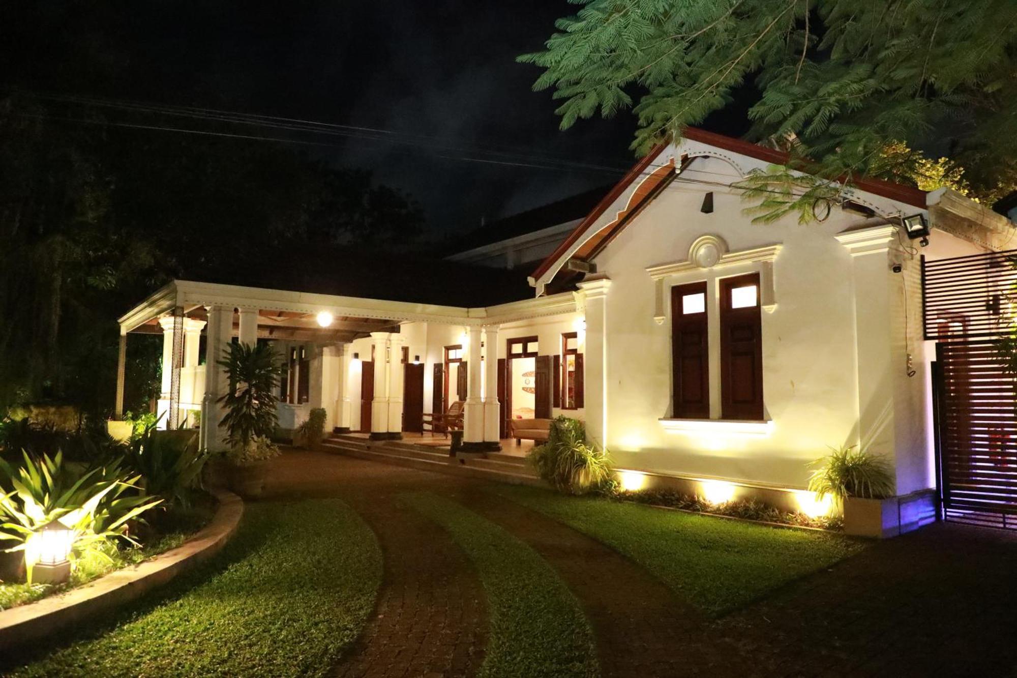 Swanee Grand Otel Negombo Dış mekan fotoğraf