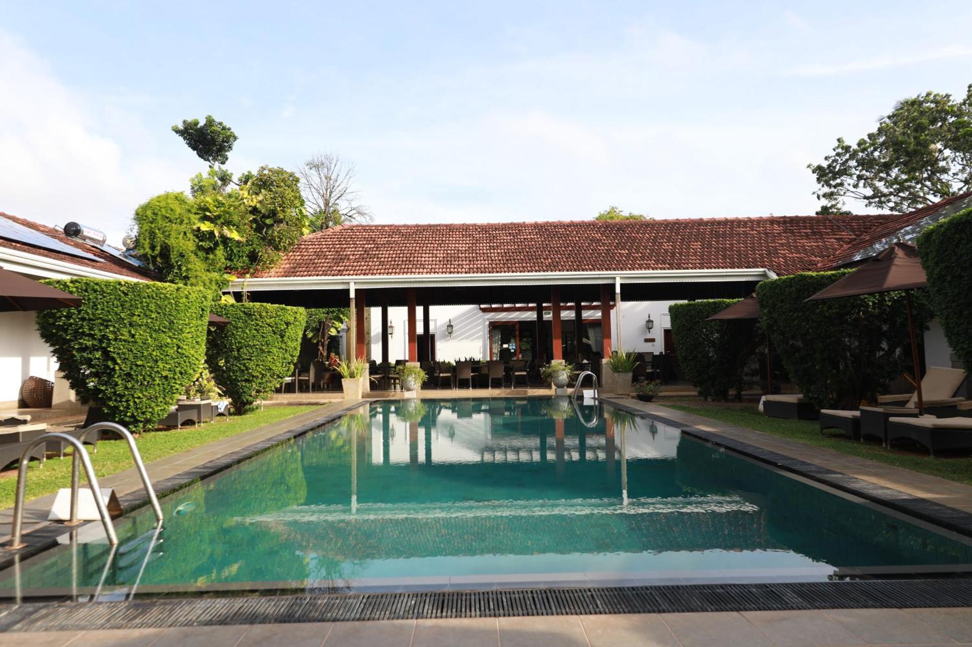 Swanee Grand Otel Negombo Dış mekan fotoğraf